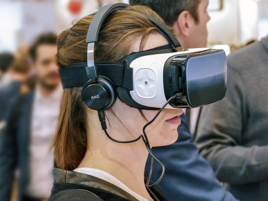 virtual reality headset online